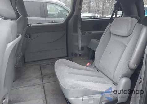 2005 Chrysler Town & Country Lx из США, поврежденный, VIN 2C4GP44R25R566409